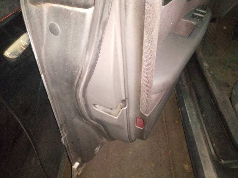 CERRADURA PUERTA DELANTERA IZQUIERDA 