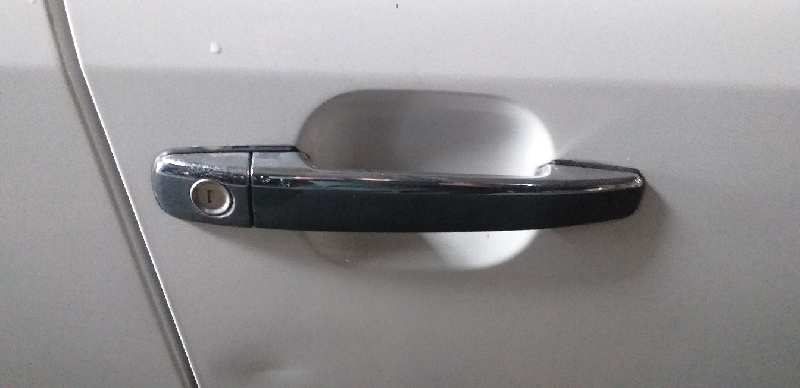 MANETA EXTERIOR DELANTERA DERECHA