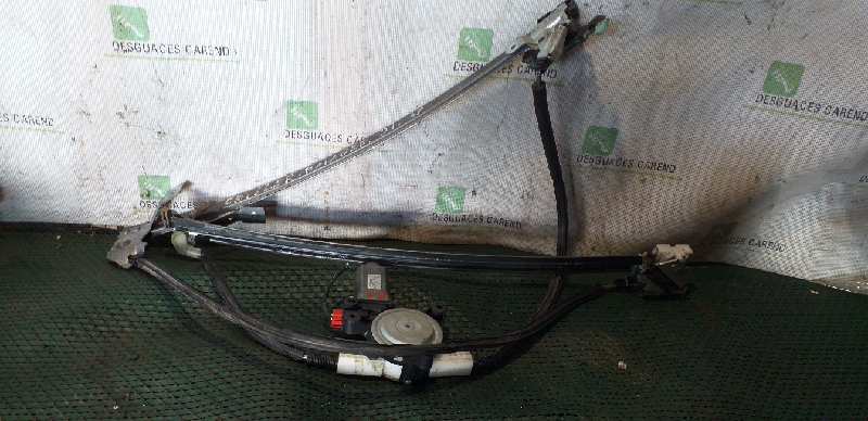 ELEVALUNAS DELANTERO IZQUIERDO