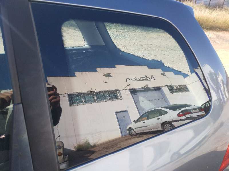 LUNA TRASERA IZQUIERDA