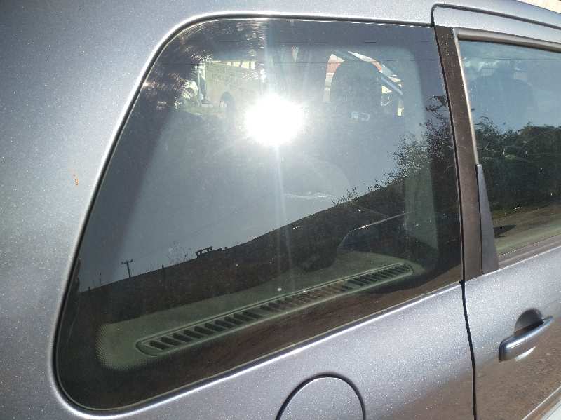 LUNA TRASERA DERECHA