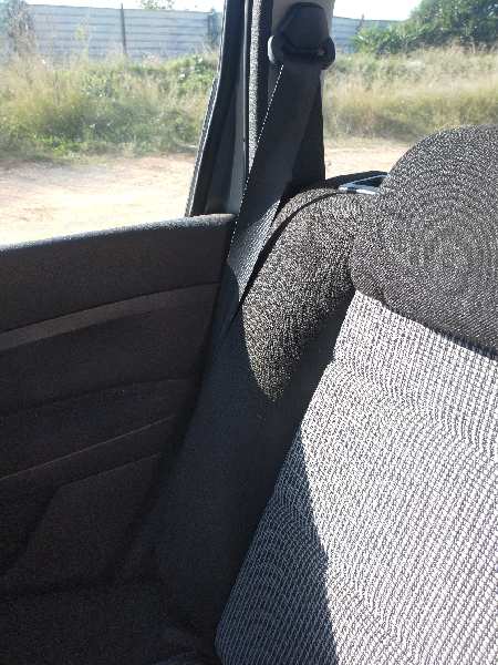 CINTURON SEGURIDAD TRASERO DERECHO