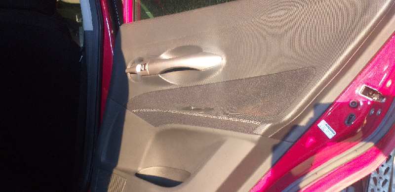 GUARNECIDO PUERTA TRASERA DERECHA