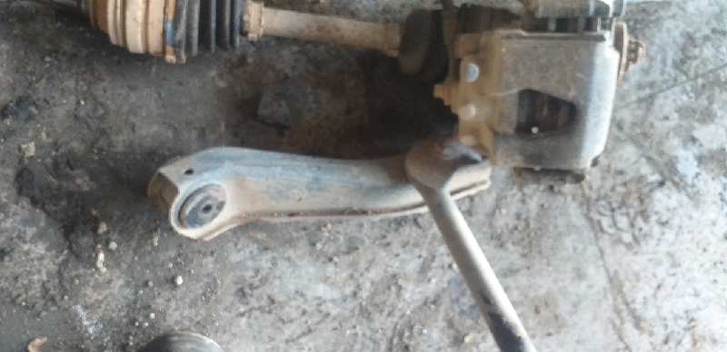 BRAZO SUSPENSION INFERIOR DELANTERO IZQUIERDO