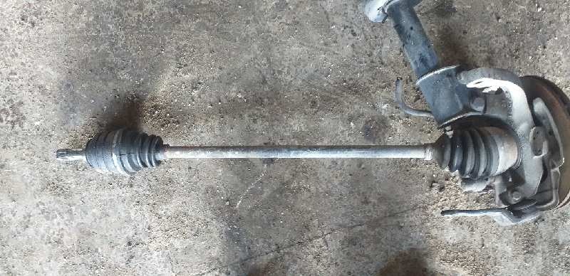 TRANSMISION DELANTERA DERECHA