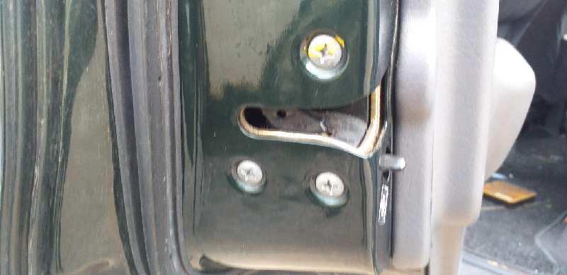 CERRADURA PUERTA TRASERA IZQUIERDA 