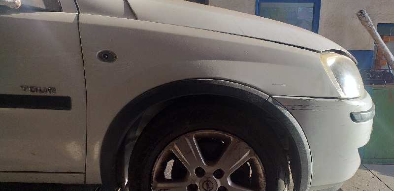 ALETA DELANTERA DERECHA