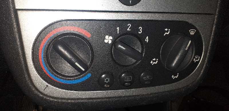 MANDO CALEFACCION /  AIRE ACONDICIONADO