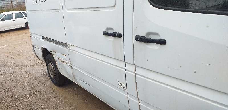 PUERTA LATERAL CORREDERA DERECHA