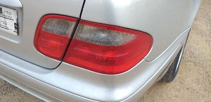 PILOTO TRASERO DERECHO