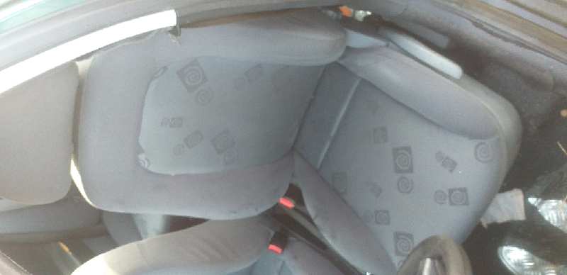 ASIENTO DELANTERO IZQUIERDO
