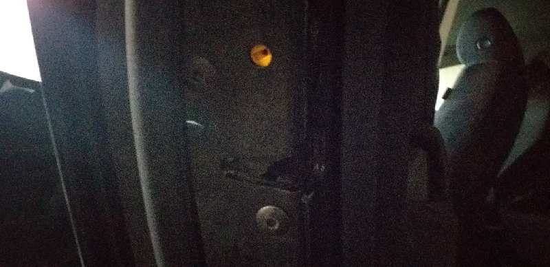 CERRADURA PUERTA TRASERA IZQUIERDA 