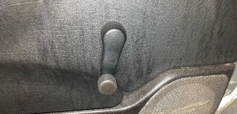 ELEVALUNAS DELANTERO IZQUIERDO