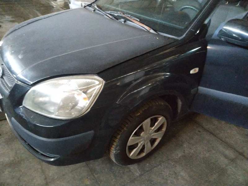 GUARNECIDO PUERTA DELANTERA IZQUIERDA