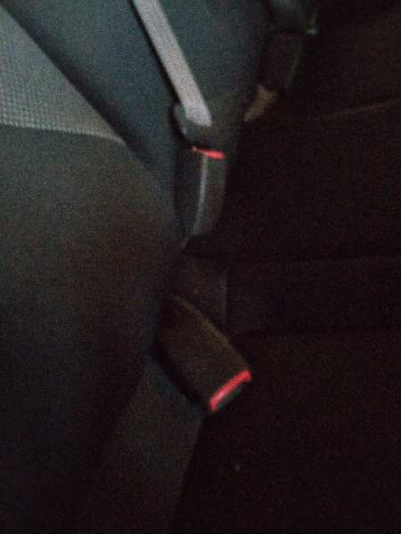 CINTURON SEGURIDAD TRASERO DERECHO