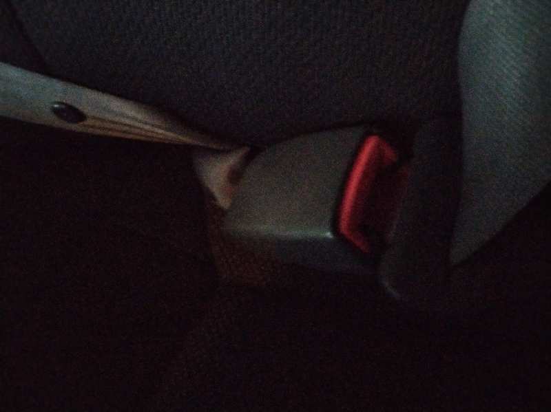 CINTURON SEGURIDAD TRASERO IZQUIERDO