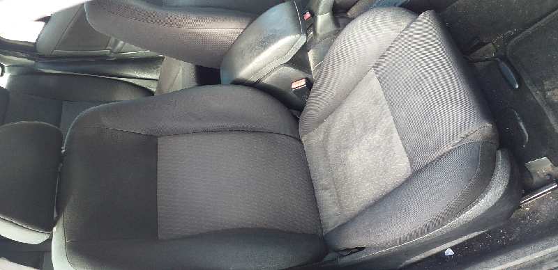 ASIENTO DELANTERO DERECHO