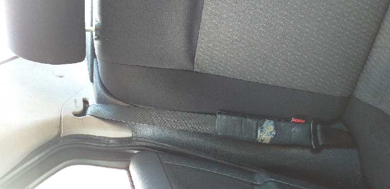 CINTURON SEGURIDAD TRASERO DERECHO