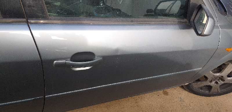 PUERTA DELANTERA DERECHA