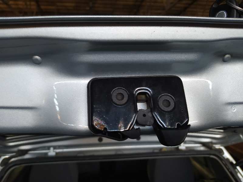 CERRADURA MALETERO / PORTON