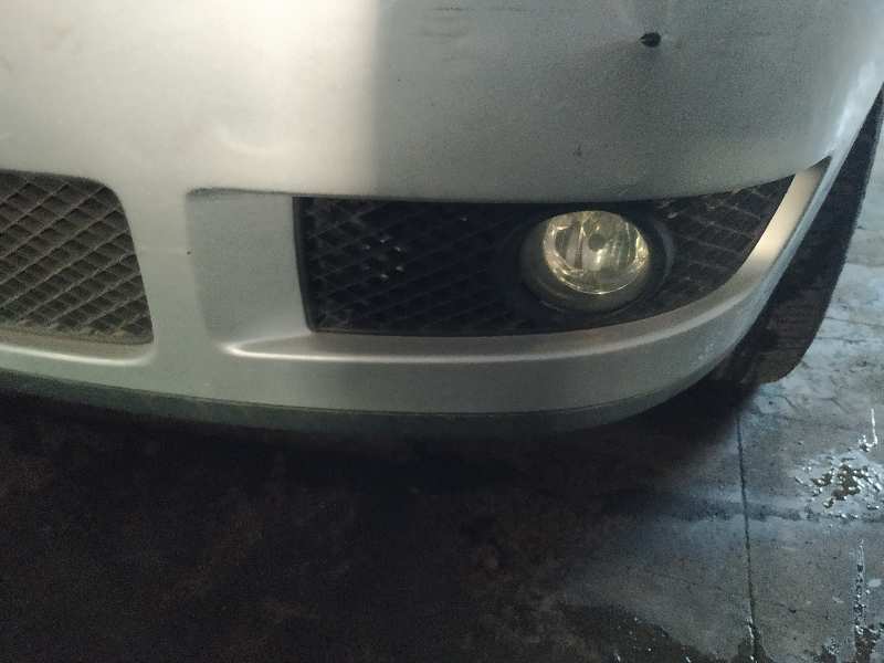 FARO ANTINIEBLA IZQUIERDO