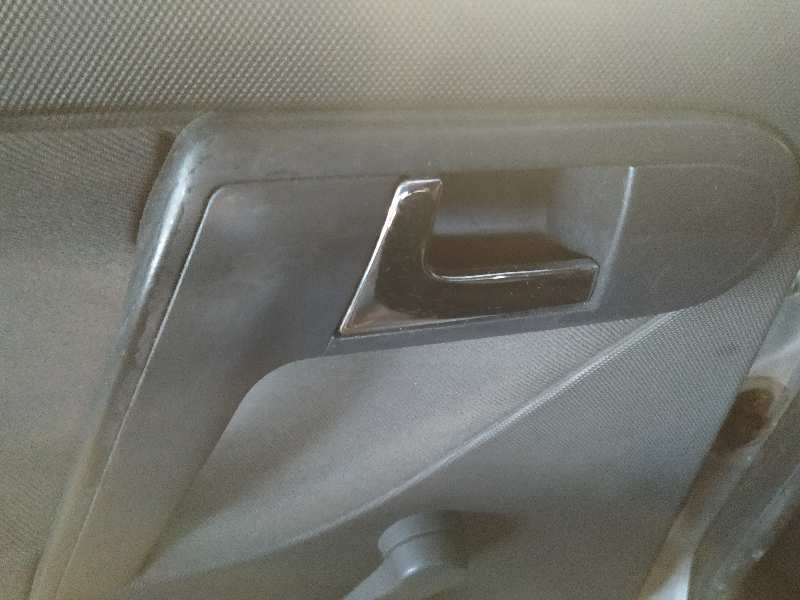 MANETA INTERIOR TRASERA IZQUIERDA