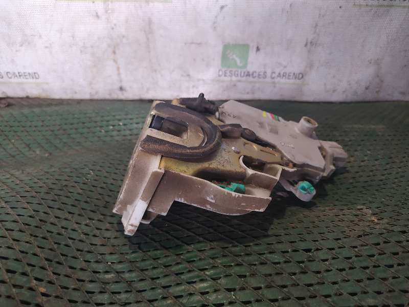 CERRADURA PUERTA TRASERA DERECHA 