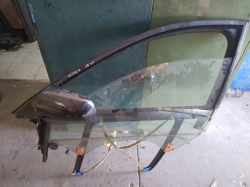 ELEVALUNAS DELANTERO IZQUIERDO