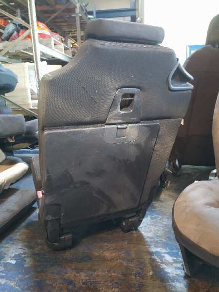 ASIENTOS TERCERA FILA