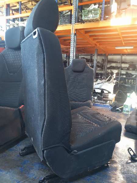 ASIENTOS TRASERO DERECHO