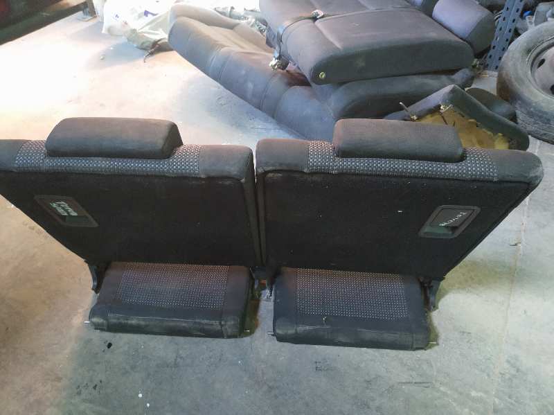 ASIENTOS TERCERA FILA