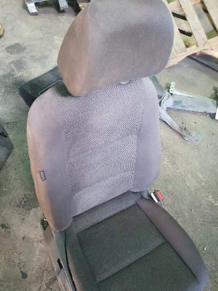 ASIENTO DELANTERO DERECHO