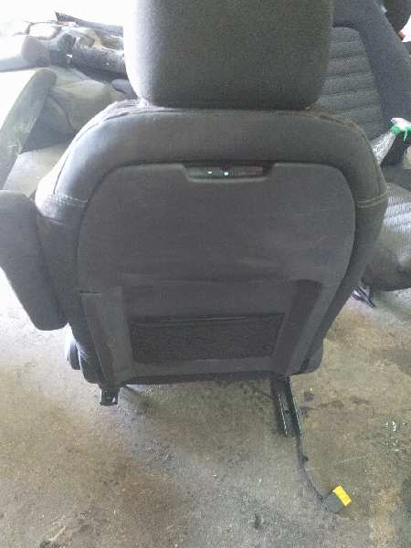 ASIENTO DELANTERO DERECHO