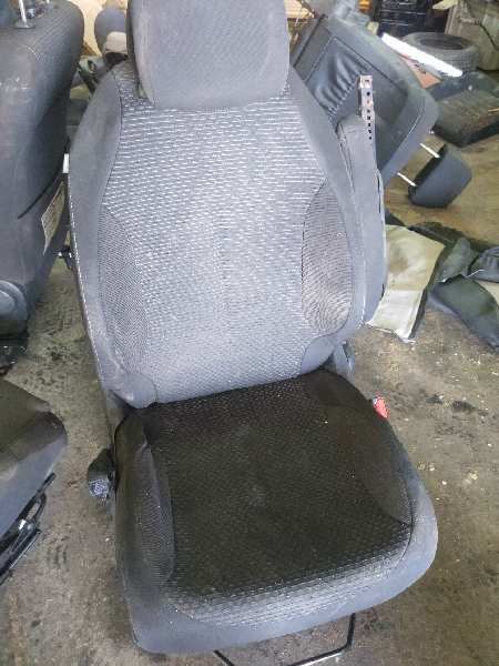 ASIENTO DELANTERO DERECHO