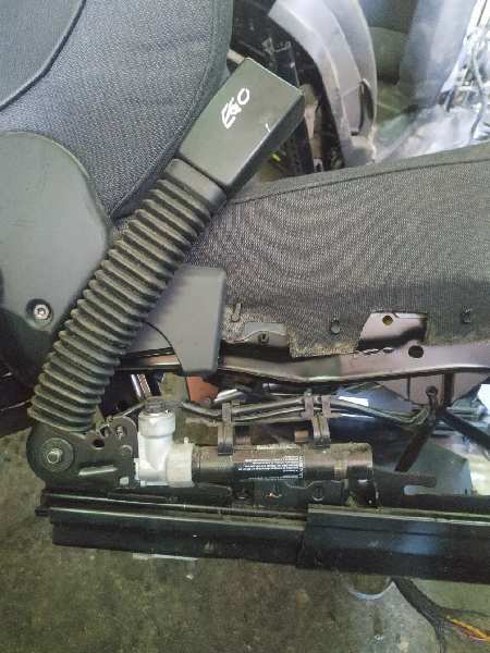 PRETENSOR AIRBAG IZQUIERDO