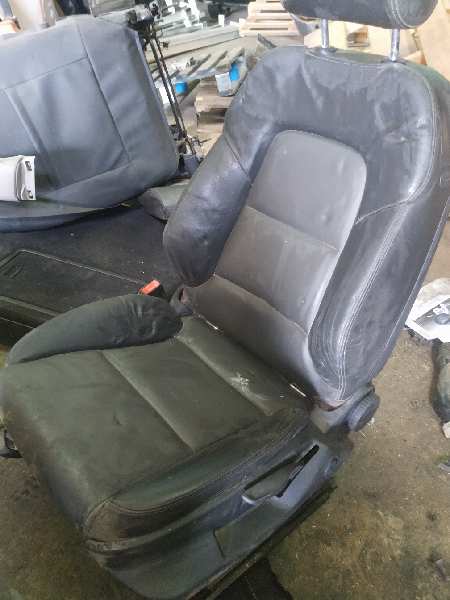 ASIENTO DELANTERO IZQUIERDO