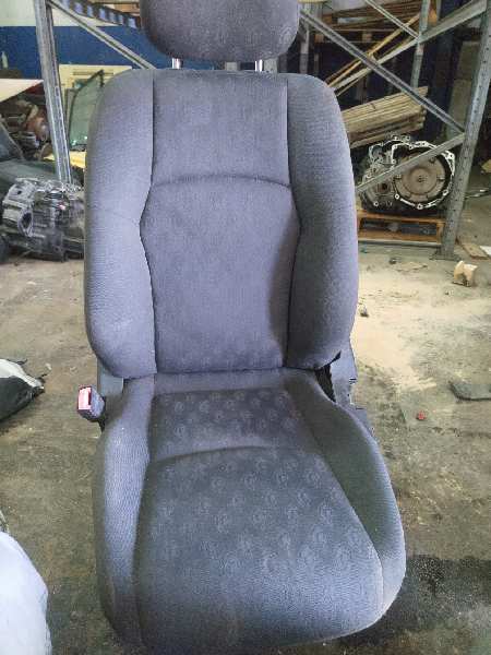 ASIENTO DELANTERO IZQUIERDO