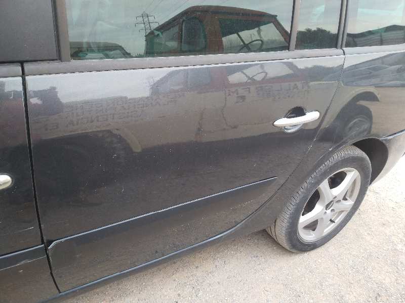 PUERTA TRASERA IZQUIERDA