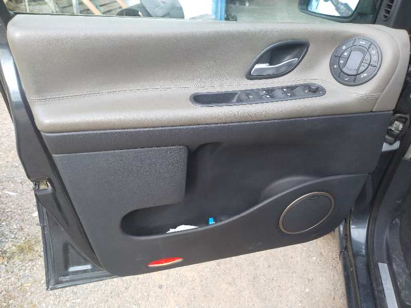 ELEVALUNAS DELANTERO IZQUIERDO