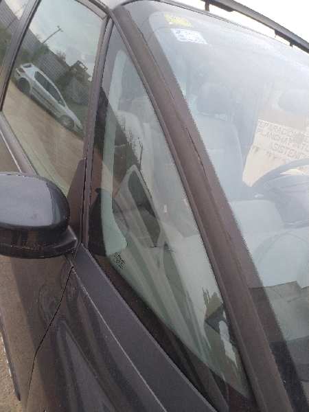 LUNA DELANTERA DERECHA