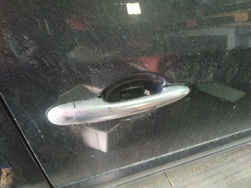 MANETA EXTERIOR DELANTERA DERECHA