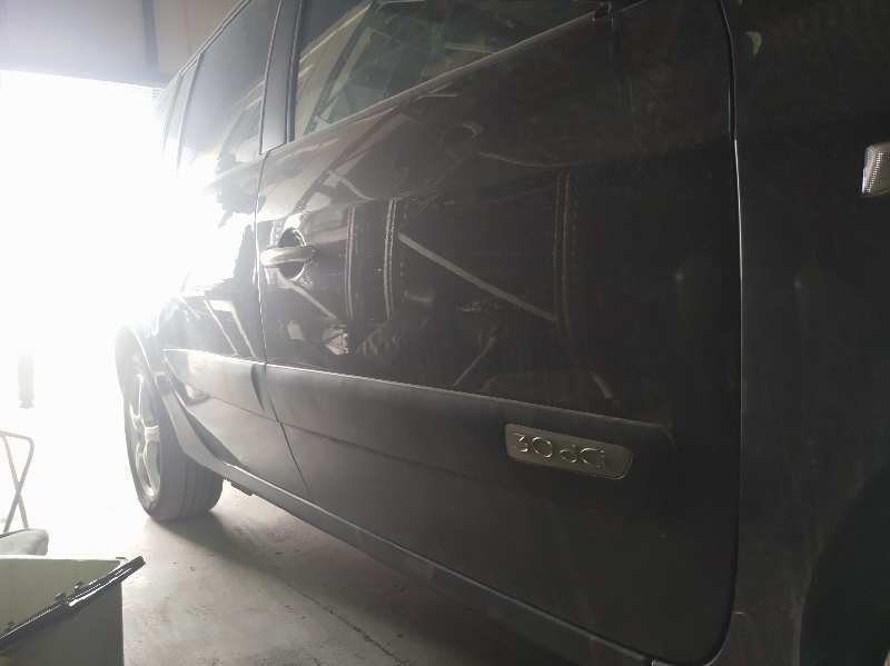 PUERTA DELANTERA DERECHA