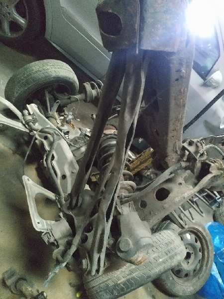 BRAZO SUSPENSION INFERIOR TRASERO IZQUIERDO