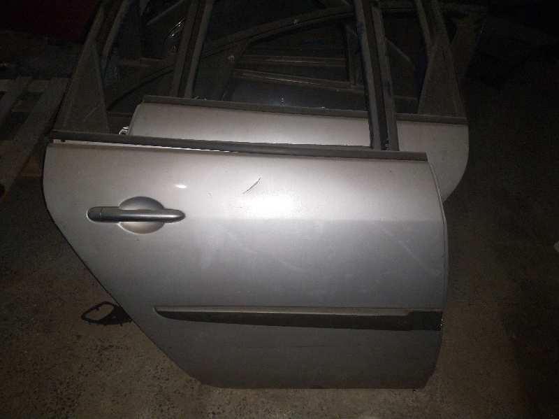 PUERTA TRASERA DERECHA