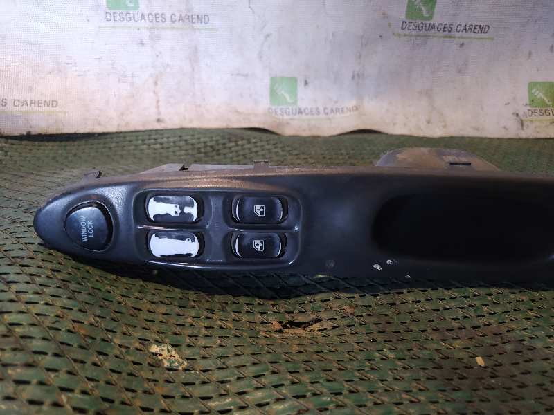 MANDO ELEVALUNAS DELANTERO IZQUIERDO 