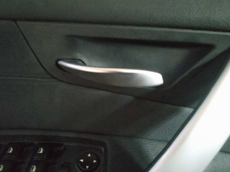 MANETA INTERIOR DELANTERA IZQUIERDA