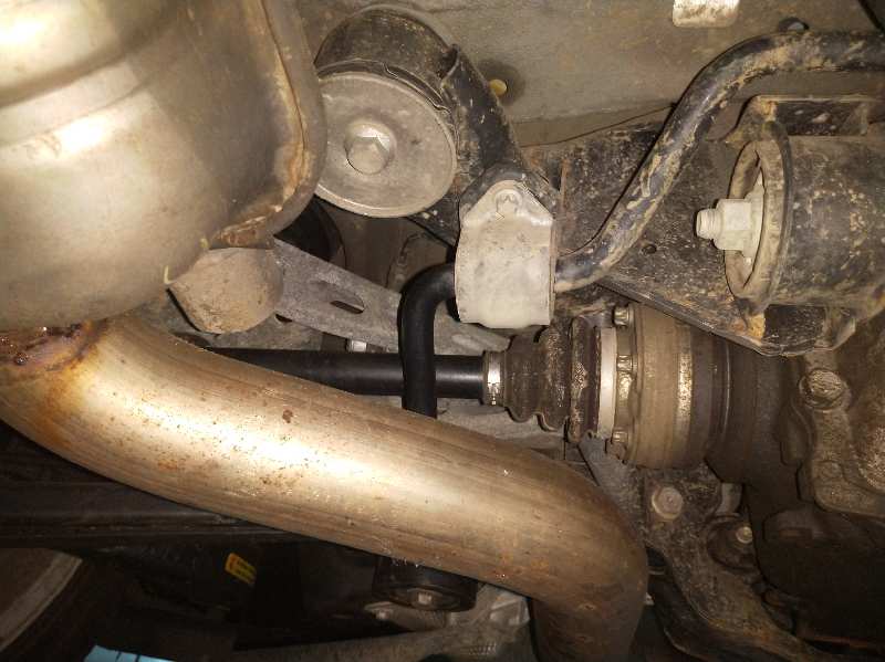 TRANSMISION TRASERA IZQUIERDA