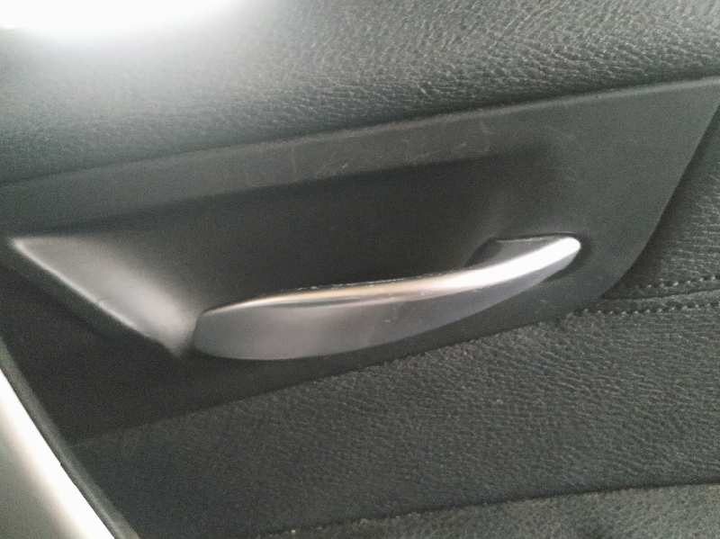 MANETA INTERIOR TRASERA DERECHA