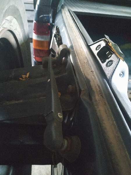 BRAZO LIMPIA TRASERO