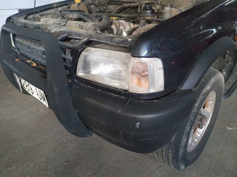 PARAGOLPES DELANTERO